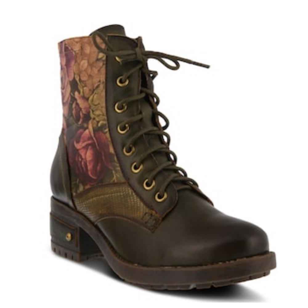 L’Artiste Marty Bootie